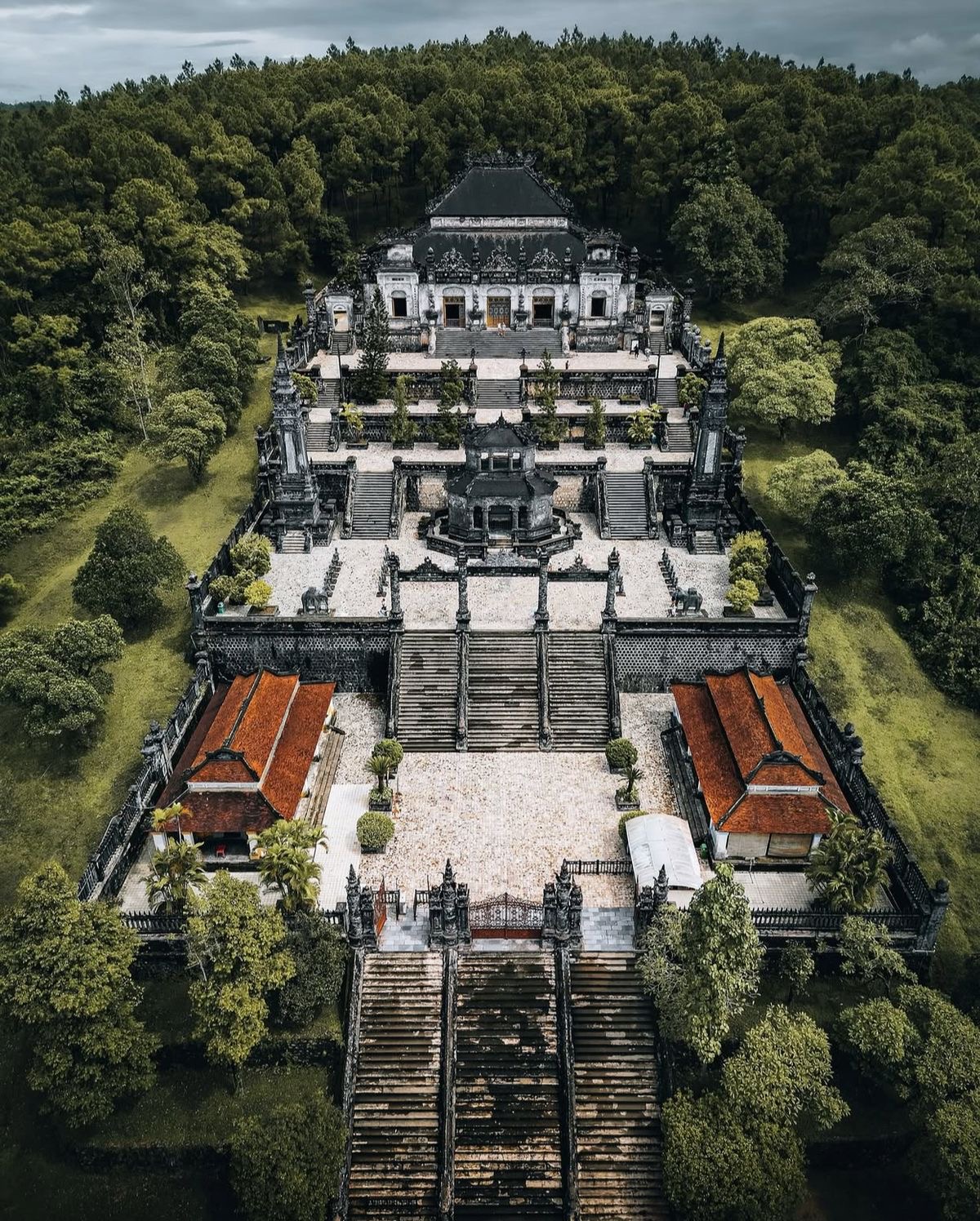 Lễ n&agrave;y, một nửa Việt Nam đang ở Huế! - Ảnh 9.