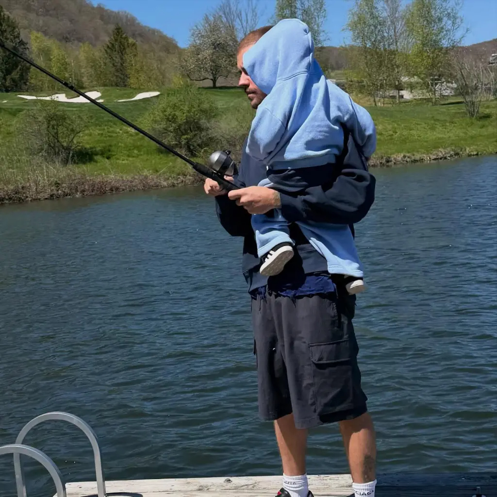 Tho&aacute;t vai Coachella, Justin Bieber về l&agrave;m "&ocirc;ng bố quốc d&acirc;n" của con trai 2 tuổi- Ảnh 2.