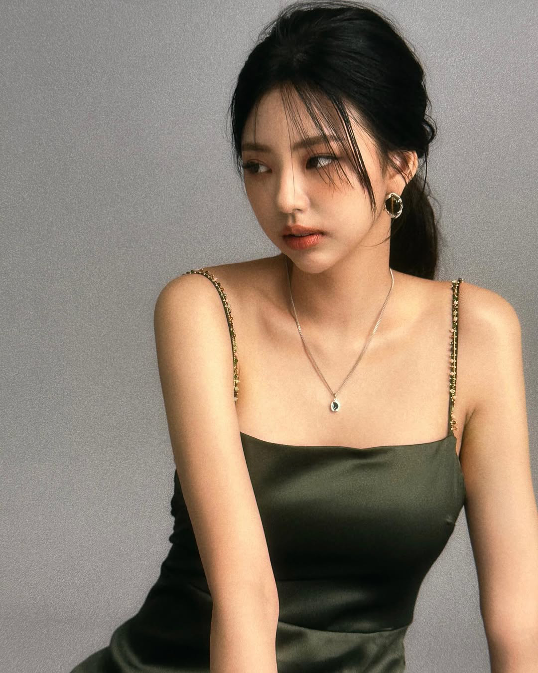 Bạn g&aacute;i tin đồn của G-Dragon nổi đi&ecirc;n v&igrave; bị &ldquo;cắm sừng&rdquo;, chửi xối xả trước mặt tiểu tam- Ảnh 3.