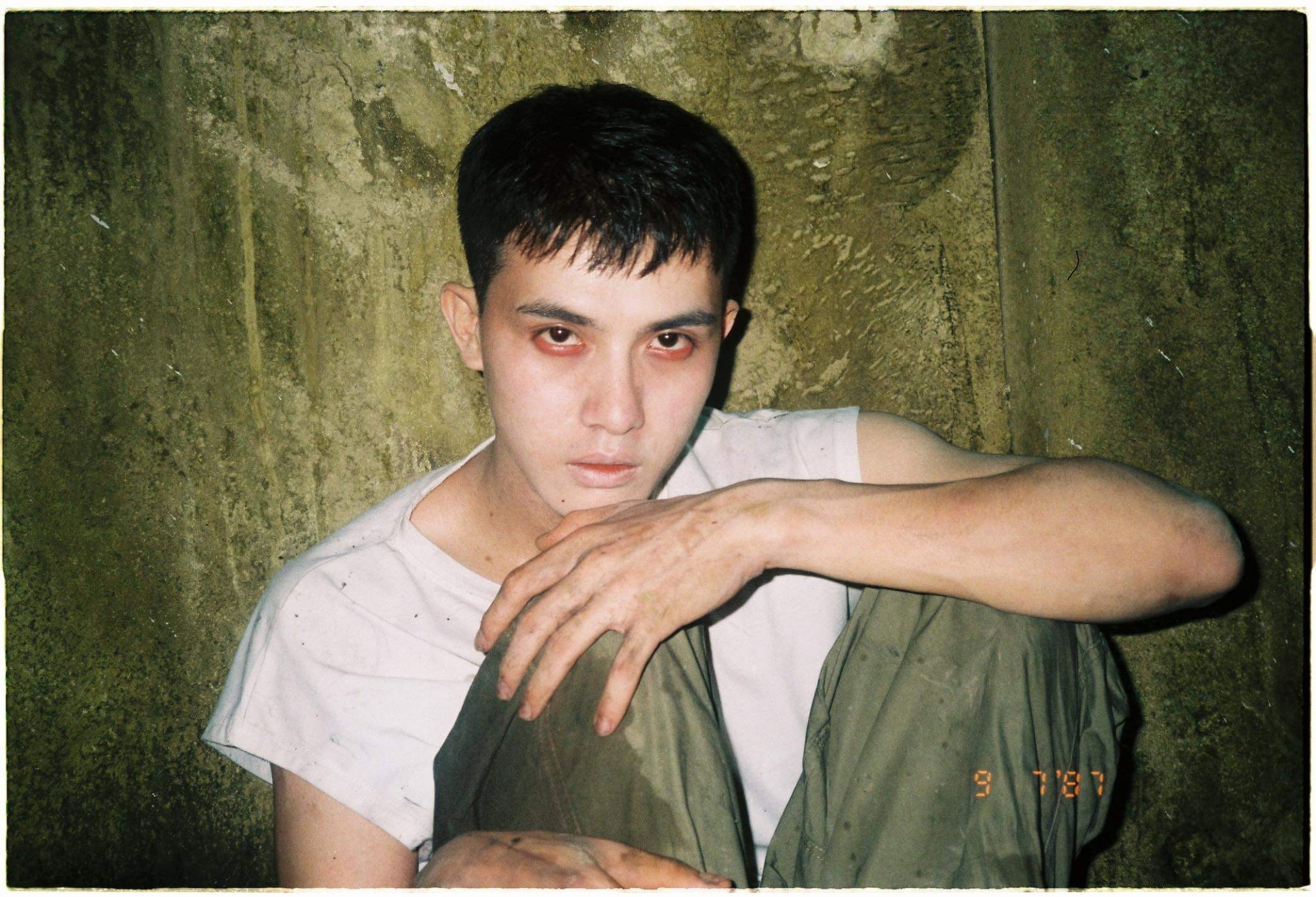 Qu&aacute; khứ của mỹ nam Việt đẹp v&ocirc; thực đ&oacute;ng phim gắn m&aacute;c 18+ đang hot rần rần- Ảnh 4.