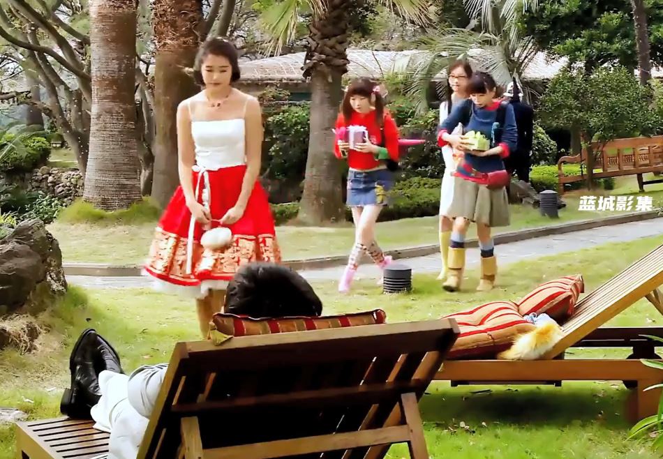 Muốn l&agrave;m tiểu thư t&agrave;i phiệt h&atilde;y nh&igrave;n mỹ nh&acirc;n n&agrave;y học tập: 2 thập kỷ thắng đời tuyệt đối, định h&igrave;nh thời trang cả nước- Ảnh 5.