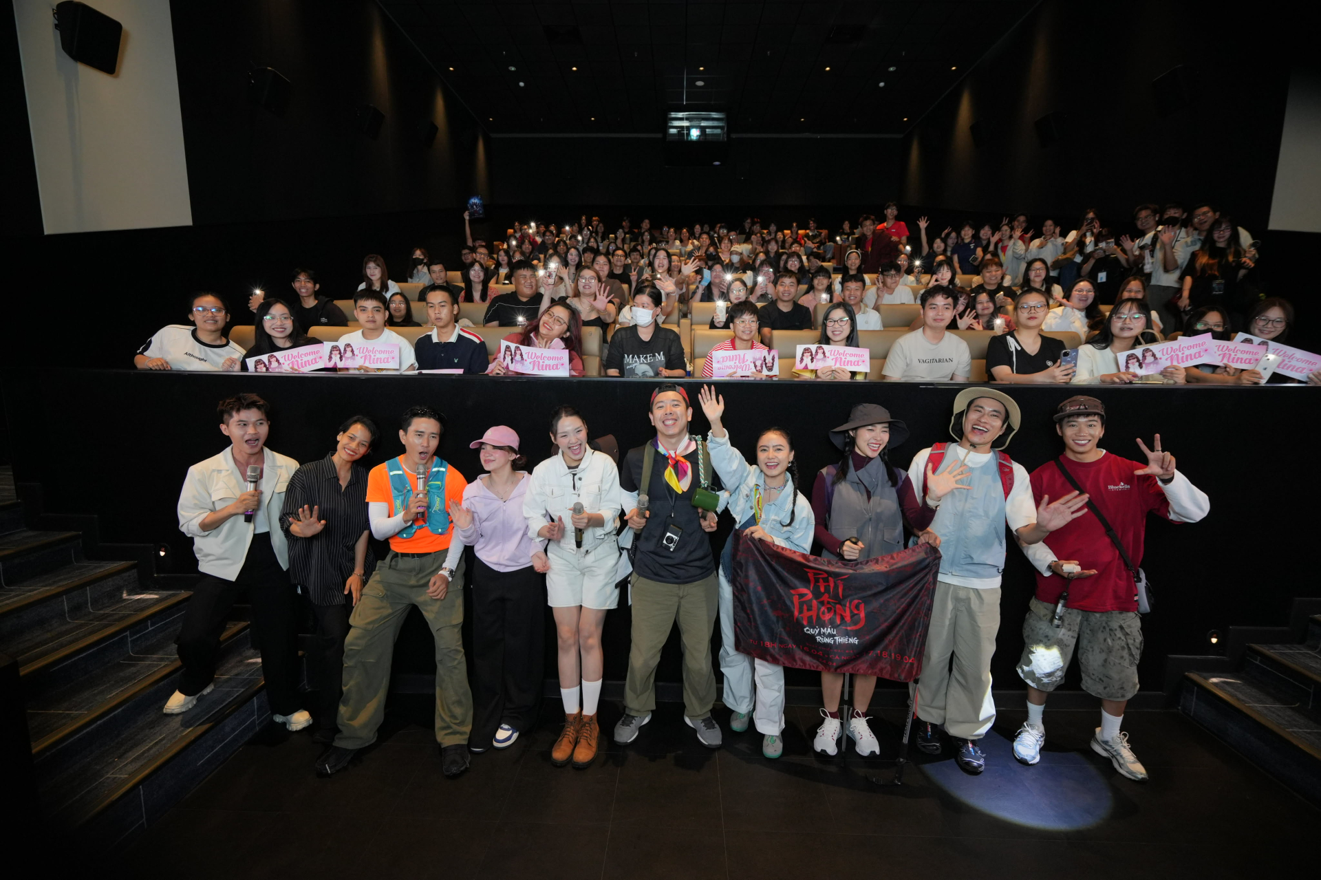 &Ocirc;ng trời kh&ocirc;ng cho ai tất cả nhưng c&ocirc; g&aacute;i n&agrave;y l&agrave; ngoại lệ: Mặt xinh diễn hay nhảy đẹp, muốn kh&ocirc;ng nổi tiếng qu&aacute; kh&oacute;- Ảnh 4.