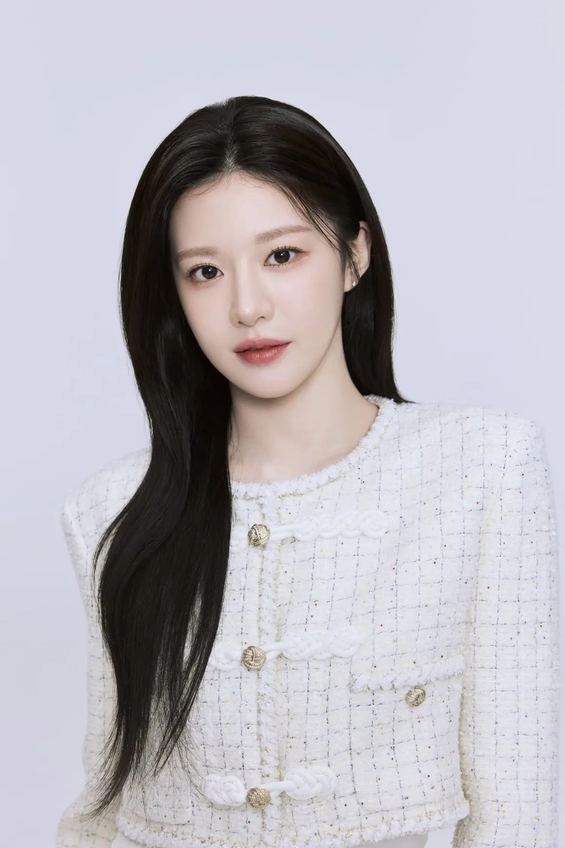 Mỗi ng&agrave;y thức dậy với gương mặt đẹp thế n&agrave;y đ&uacute;ng l&agrave; c&oacute; phước: H&agrave;o quang minh tinh c&oacute; thật, c&agrave;ng ngắm c&agrave;ng sốc- Ảnh 2.