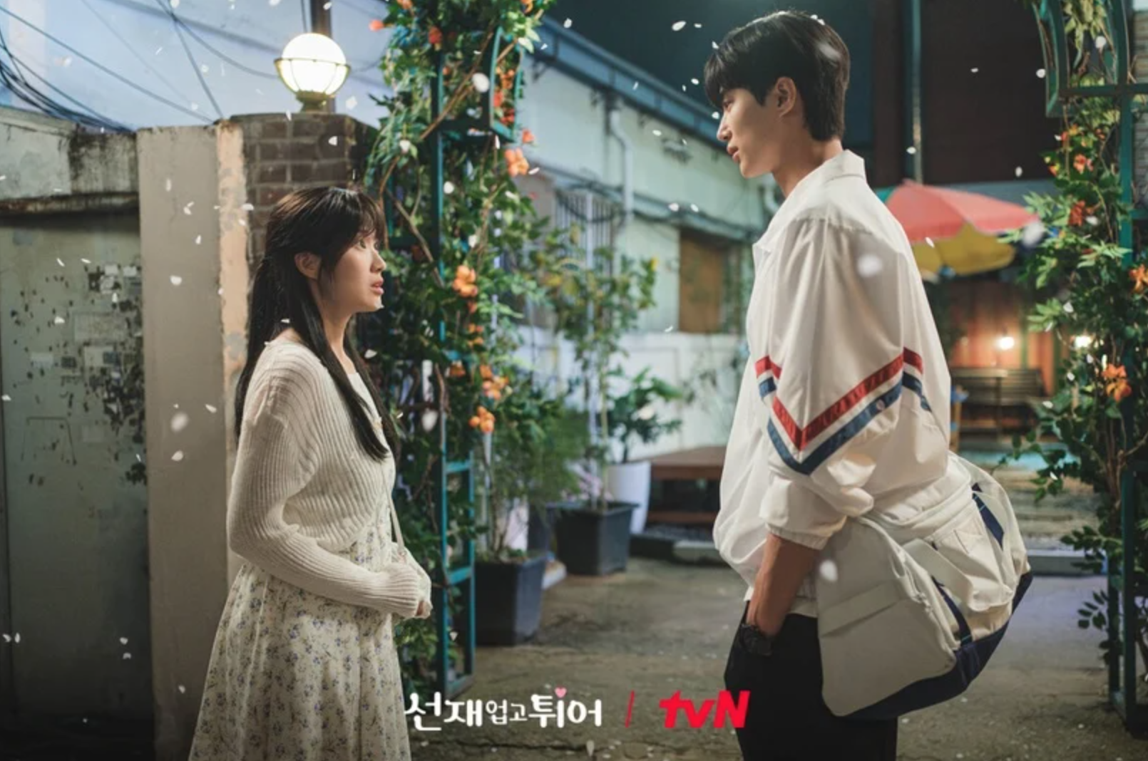 Mỹ nam bị 100 đo&agrave;n phim từ chối v&igrave; qu&aacute; đẹp, giờ l&agrave; con cưng quốc tế c&oacute; độ hot tăng như t&ecirc;n lửa- Ảnh 5.