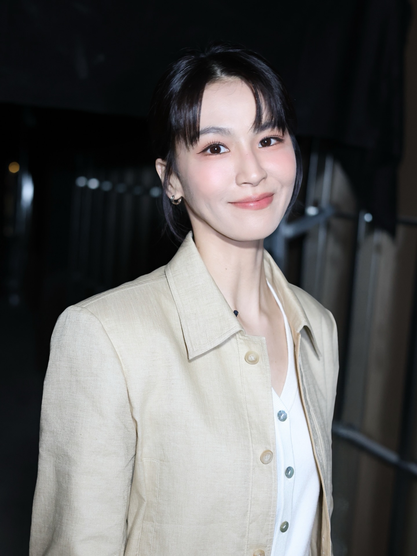 Chị Đẹp bị "cấm h&ocirc;n" ở show Tỷ Tỷ: Ngồi kh&ocirc;ng hưởng lợi nhờ Trang Ph&aacute;p, ekip chẳng d&aacute;m bắt nạt v&igrave; sợ kh&oacute; sống với 4 triệu người- Ảnh 8.