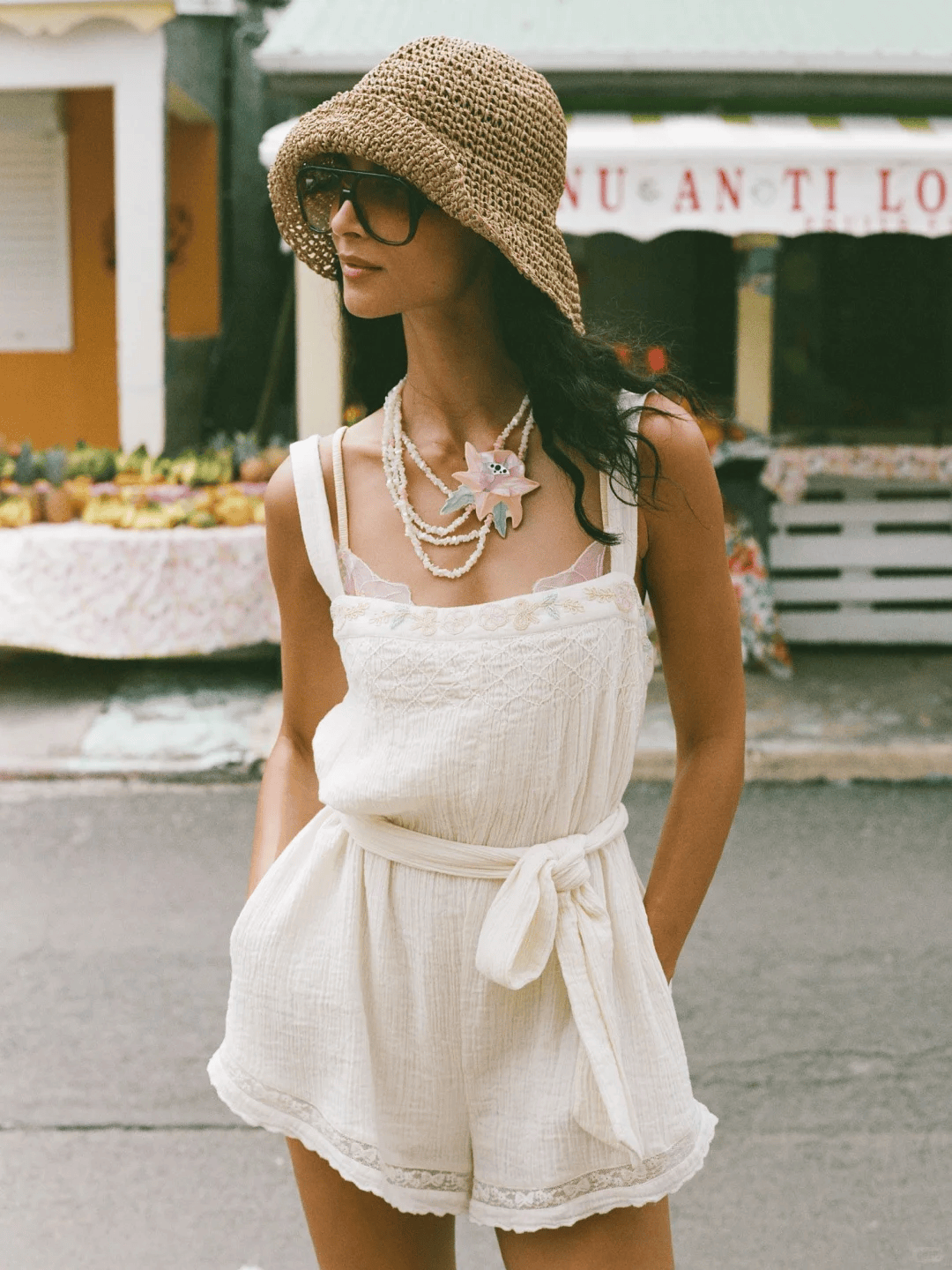 3 gam m&agrave;u "cực phẩm" đang khiến phụ nữ ch&acirc;u &Aacute; "ph&aacute;t cuồng" h&egrave; 2026: Mặc l&ecirc;n l&agrave; thấy m&aacute;t, soi gương l&agrave; thấy sang, da v&agrave;ng diện cực hợp- Ảnh 33.