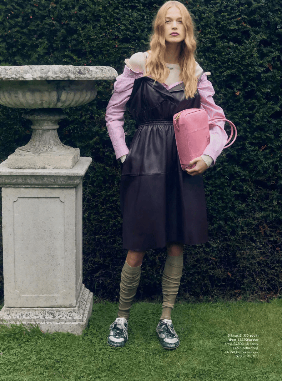 3 gam m&agrave;u "cực phẩm" đang khiến phụ nữ ch&acirc;u &Aacute; "ph&aacute;t cuồng" h&egrave; 2026: Mặc l&ecirc;n l&agrave; thấy m&aacute;t, soi gương l&agrave; thấy sang, da v&agrave;ng diện cực hợp- Ảnh 2.