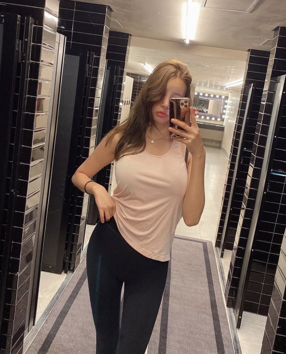 Thay v&igrave; uống nước lọc, phụ nữ H&agrave;n 35 tuổi duy tr&igrave; một loại nước n&agrave;y mỗi ng&agrave;y để da đẻ mịn m&agrave;ng, v&oacute;c d&aacute;ng thon gọn- Ảnh 7.