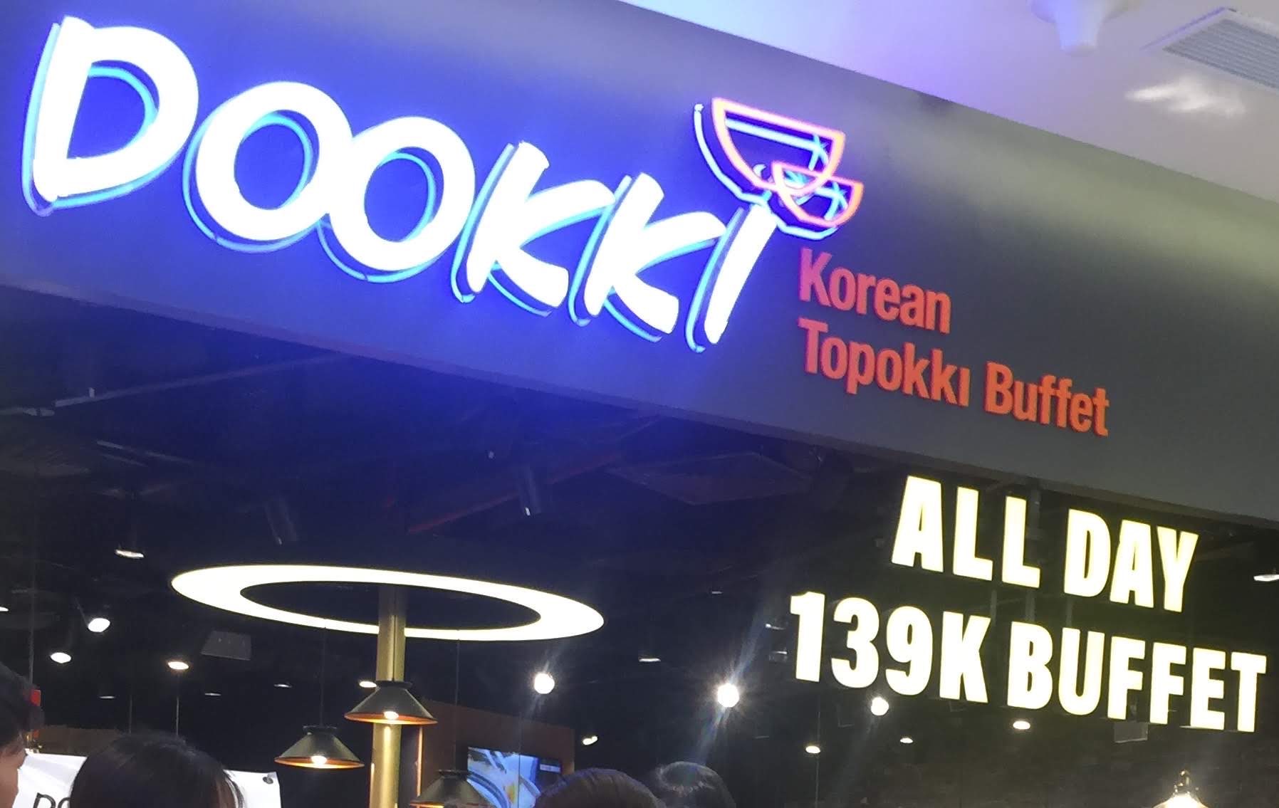 Dookki v&agrave; loạt qu&aacute;n ăn nổi tiếng ở H&agrave; Nội bị xử phạt- Ảnh 1.