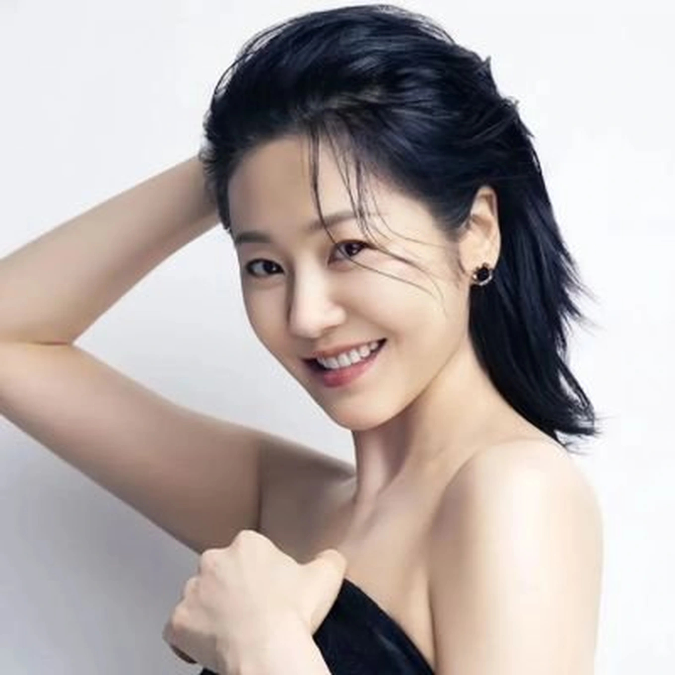 Nữ diễn vi&ecirc;n hạng A bị đại gia 34 ngh&igrave;n tỷ ruồng bỏ chia cho c&oacute; 27 tỷ rồi cấm gặp con, nay t&agrave;n tạ hốc h&aacute;c kh&ocirc;ng thể tin nổi- Ảnh 4.