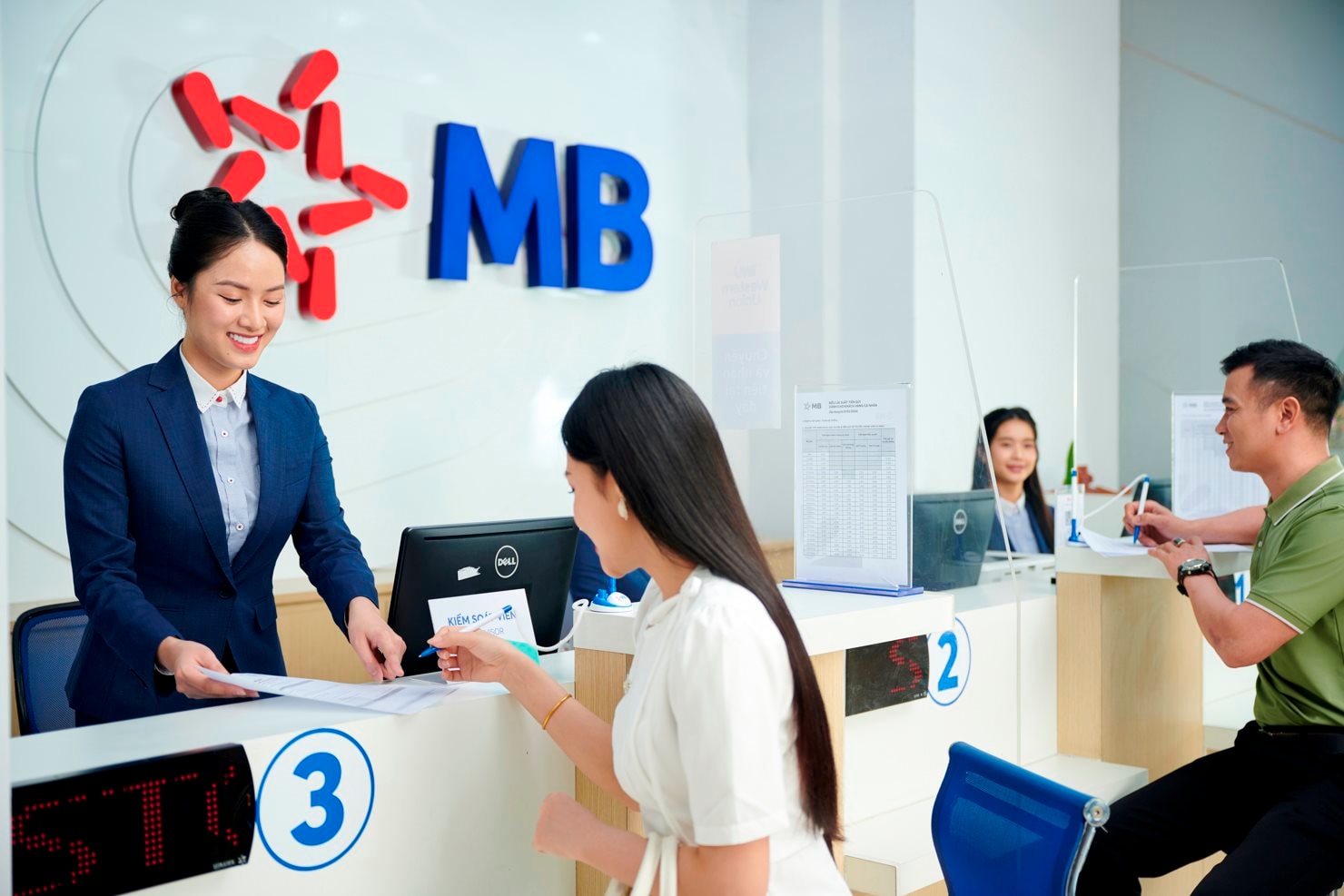 MB c&oacute; cảnh b&aacute;o mới đến h&agrave;ng triệu kh&aacute;ch h&agrave;ng- Ảnh 1.