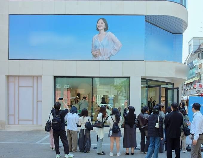 N&oacute;i Hyun Bin l&agrave; người đ&agrave;n &ocirc;ng may mắn nhất thế gian l&agrave; đ&uacute;ng!- Ảnh 3.