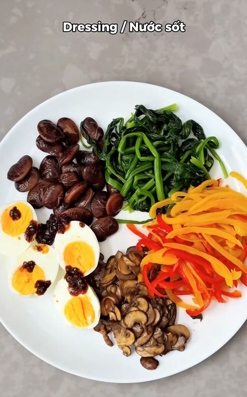 Lời khuy&ecirc;n từ Ho&agrave;ng Thuỳ cho người ăn ki&ecirc;ng muốn d&aacute;ng đẹp- Ảnh 2.