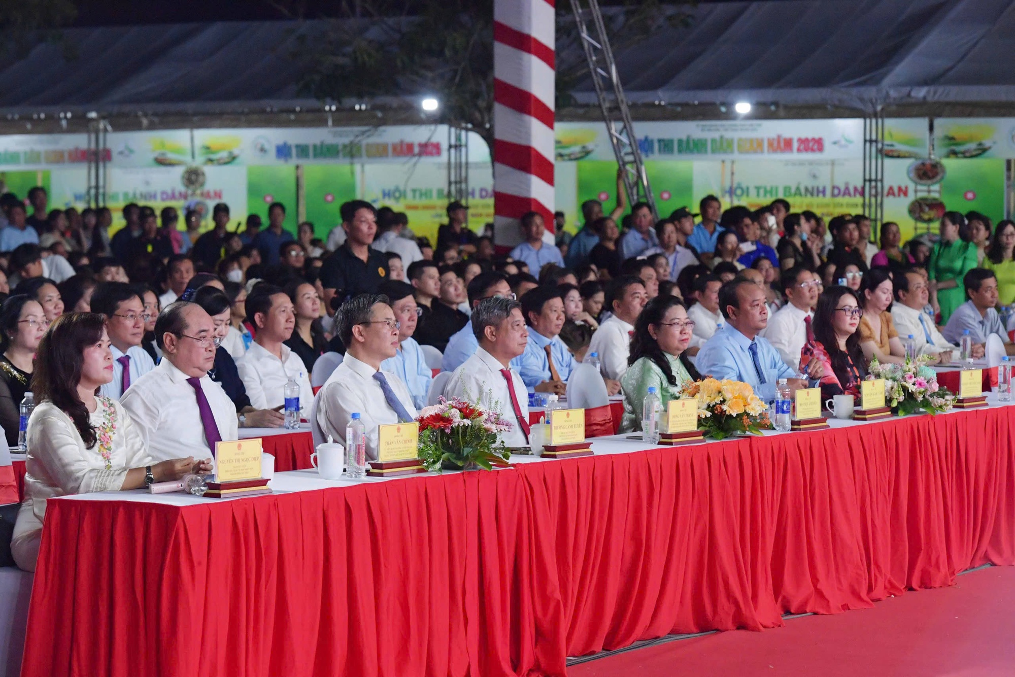 13 năm v&agrave; sức h&uacute;t chưa bao giờ hạ nhiệt của Lễ hội B&aacute;nh d&acirc;n gian Nam Bộ - Ảnh 2.