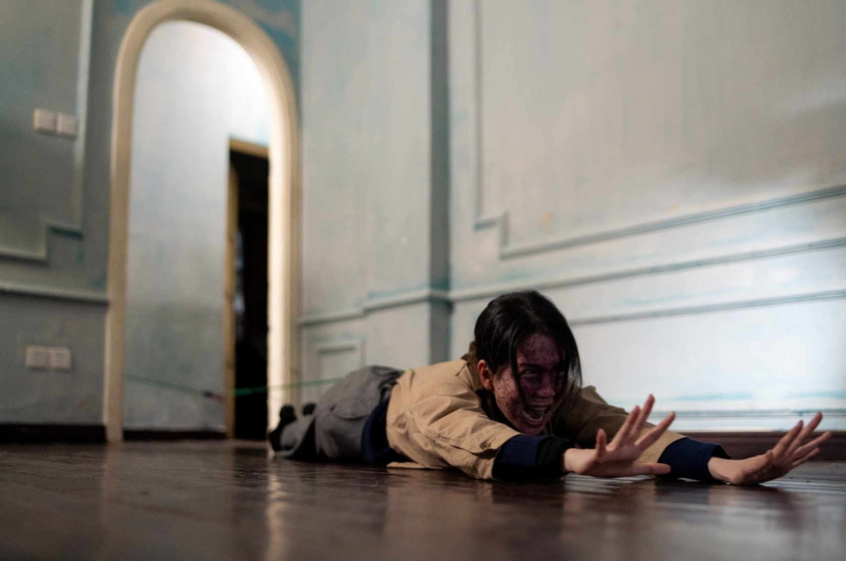 Nh&igrave;n đ&ocirc;i chim cu n&agrave;y h&ocirc;n nhau m&agrave; tim nhảy khỏi lồng ngực: Ti&ecirc;n đồng ngọc nữ của Việt Nam, đẹp đến thế l&agrave; c&ugrave;ng- Ảnh 2.