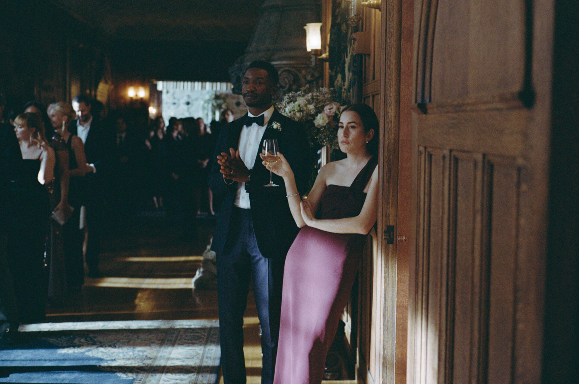 The Drama: Một t&aacute;c phẩm đầy tham vọng v&agrave; tr&iacute; tuệ nhưng thiếu c&aacute;i kết để trở th&agrave;nh kiệt t&aacute;c- Ảnh 9.