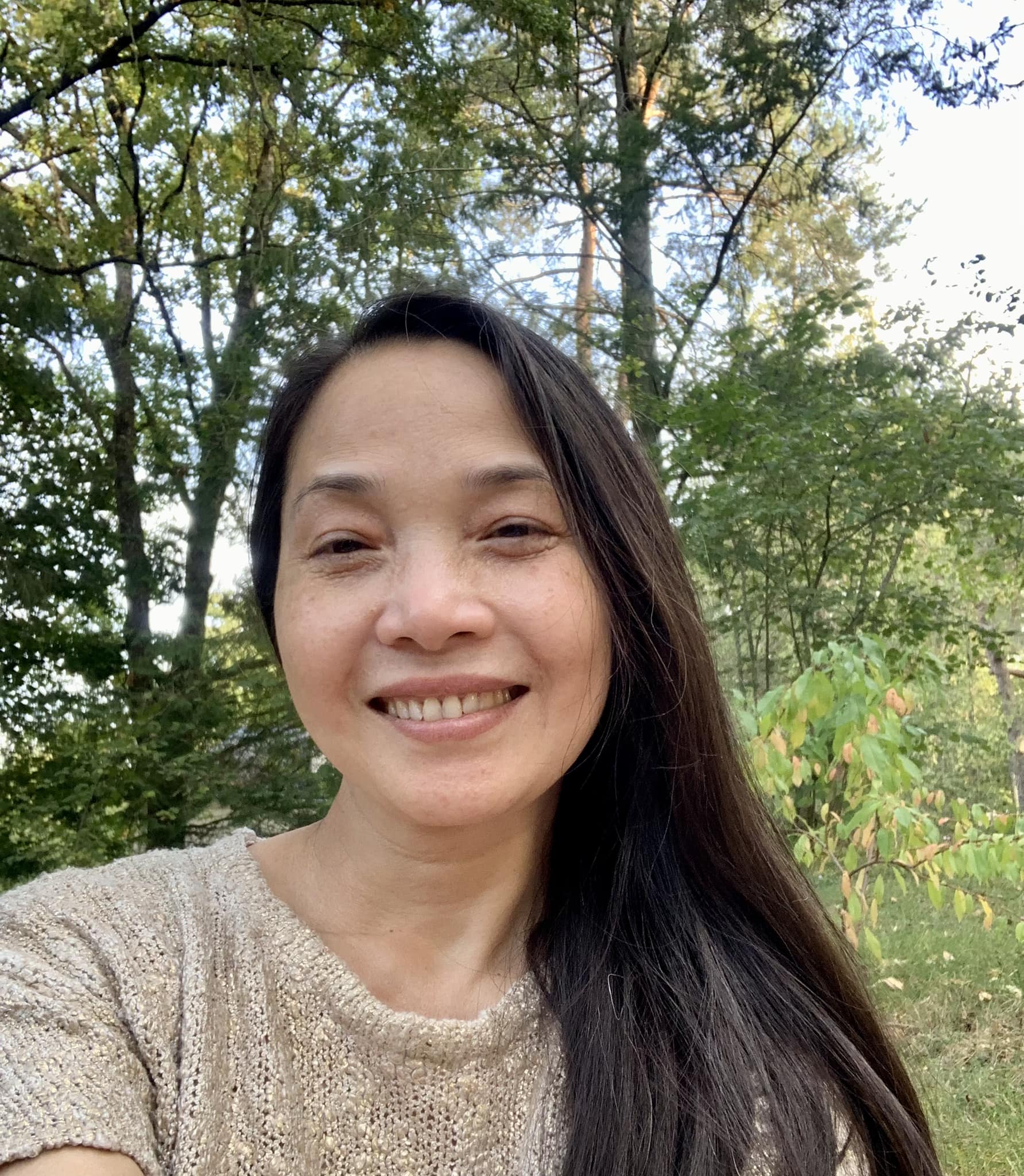 Nữ NSƯT biến mất khỏi showbiz Việt 20 năm giờ sống trong biệt thự 4.000m2, hoa ngập lối đẹp như cổ t&iacute;ch- Ảnh 11.