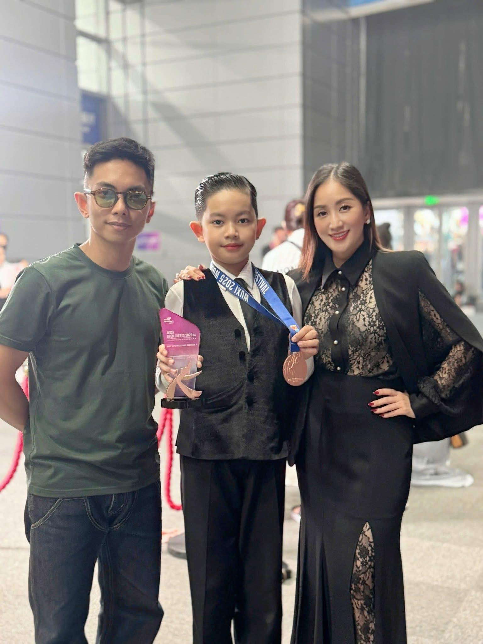 Kubi nh&agrave; Kh&aacute;nh Thi Phan Hiển nối nghiệp bố mẹ: 11 tuổi sở hữu bộ sưu tập 2 HCV thế giới, 2 HCV Đ&ocirc;ng Nam &Aacute;- Ảnh 3.