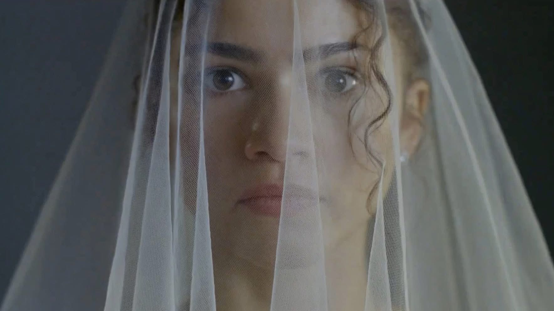 The Drama: Một t&aacute;c phẩm đầy tham vọng v&agrave; tr&iacute; tuệ nhưng thiếu c&aacute;i kết để trở th&agrave;nh kiệt t&aacute;c- Ảnh 8.