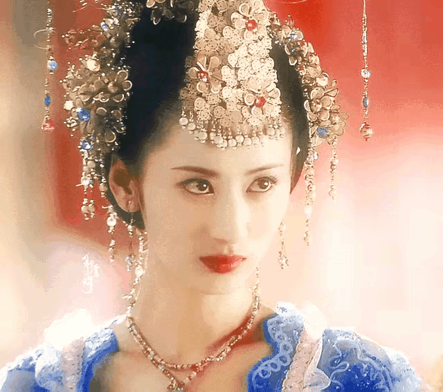 Từ ng&agrave;y biết mỹ nh&acirc;n n&agrave;y mới hiểu "thi&ecirc;n sinh mị cốt" l&agrave; g&igrave;: &Aacute;nh mắt chưa nh&igrave;n đ&atilde; say, bờ m&ocirc;i quyến rũ tột độ- Ảnh 7.