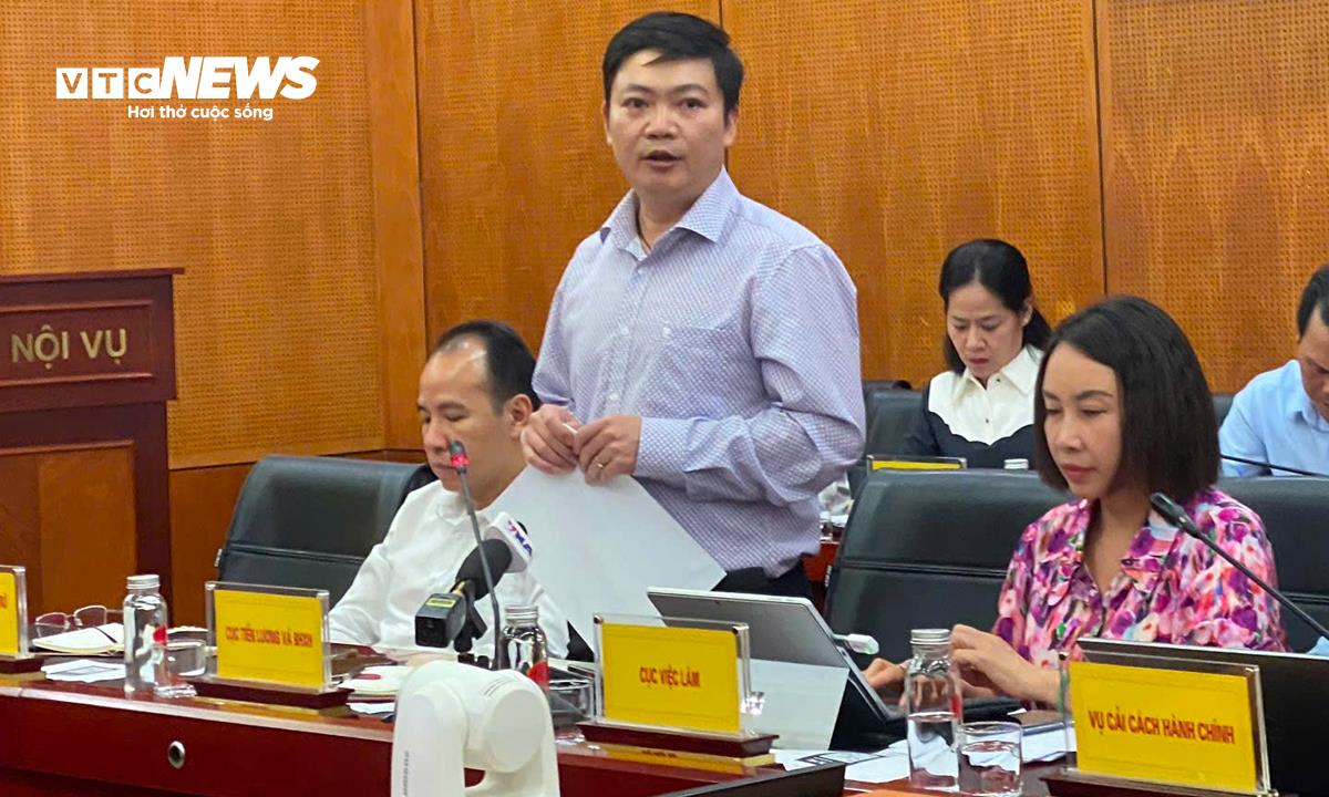 Bộ Ch&iacute;nh trị thống nhất tăng lương cơ sở l&ecirc;n 2,53 triệu đồng từ 1/7- Ảnh 1.