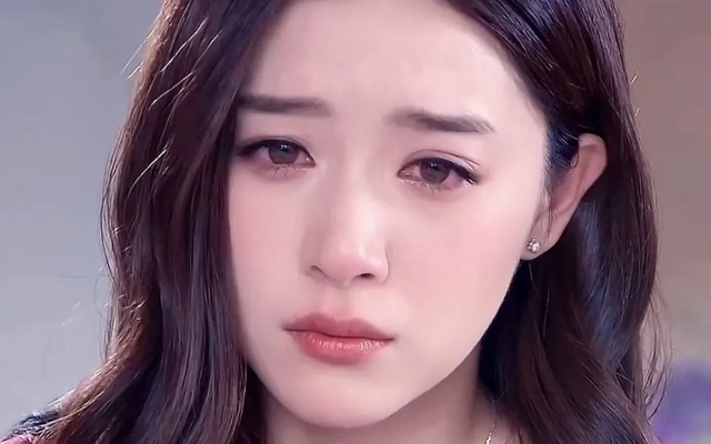 Đối thủ n&agrave;y của Trang Ph&aacute;p "khủng" qu&aacute;: C&oacute; chồng chủ tịch chống lưng, "ting nhẹ" 1,3 tỷ liền l&ecirc;n top đầu show, l&agrave;m vậy ai chơi lại!- Ảnh 8.