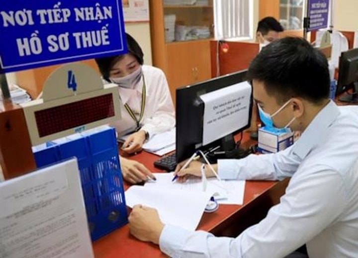 Cơ quan thuế cảnh b&aacute;o: Người nộp thuế cần lưu &yacute; loạt hạn ch&oacute;t trong năm 2026, chậm nộp bị t&iacute;nh l&atilde;i 0,03%/ng&agrave;y- Ảnh 1.