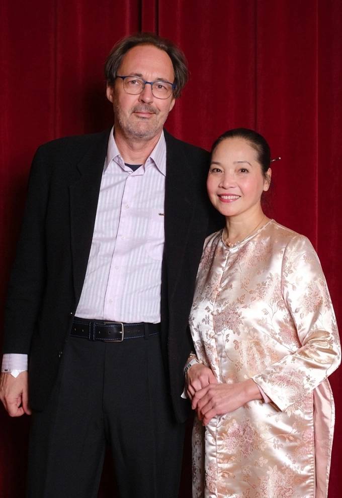 Nữ NSƯT biến mất khỏi showbiz Việt 20 năm giờ sống trong biệt thự 4.000m2, hoa ngập lối đẹp như cổ t&iacute;ch- Ảnh 4.