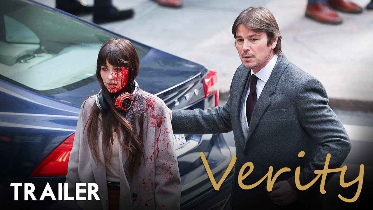 Mở mắt đ&uacute;ng c&aacute;ch l&agrave; thấy Anne Hathaway h&ocirc;n Dakota Johnson, đ&oacute;ng chung phim 18+ th&igrave; ai l&agrave;m lại 2 chị?- Ảnh 5.