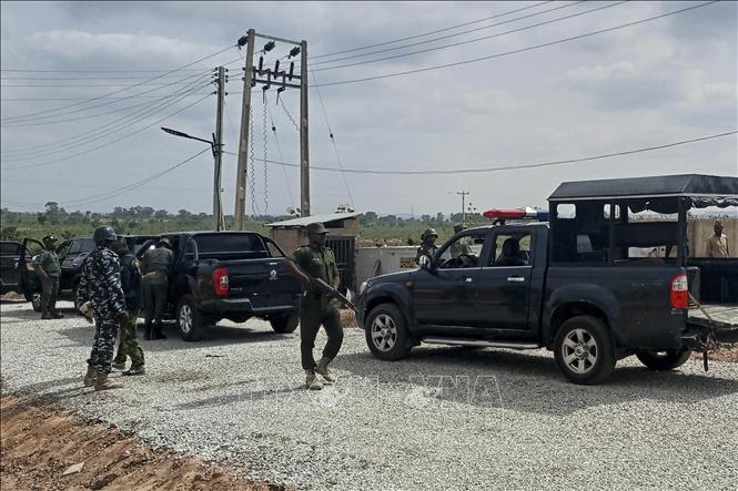 Nigeria: C&aacute;c tay s&uacute;ng tấn c&ocirc;ng trại trẻ mồ c&ocirc;i, bắt c&oacute;c 23 trẻ em- Ảnh 1.