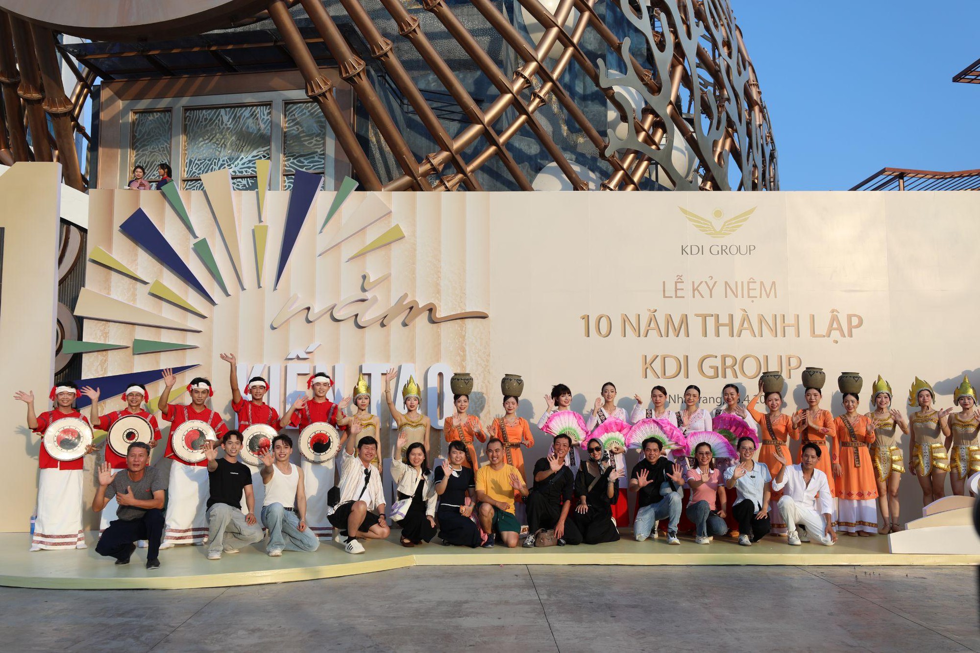 Một ng&agrave;y s&ocirc;i động tại Vega City với loạt hoạt động trải nghiệm đa sắc - Ảnh 1.