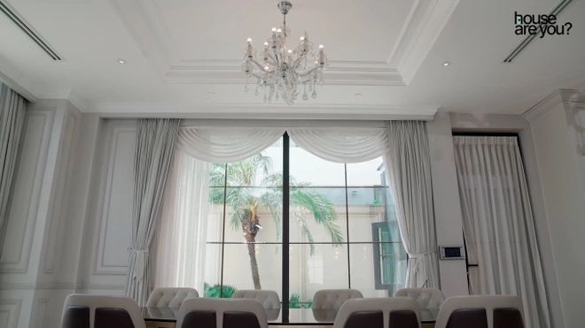 Cưới đại gia ng&agrave;nh kh&aacute;ch sạn, c&ocirc; g&aacute;i đổi đời th&agrave;nh b&agrave; ho&agrave;ng: Được chồng chiều như em b&eacute;, tặng lu&ocirc;n biệt thự 100 tỷ- Ảnh 14.