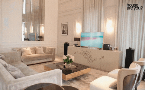 Cưới đại gia ng&agrave;nh kh&aacute;ch sạn, c&ocirc; g&aacute;i đổi đời th&agrave;nh b&agrave; ho&agrave;ng: Được chồng chiều như em b&eacute;, tặng lu&ocirc;n biệt thự 100 tỷ- Ảnh 8.