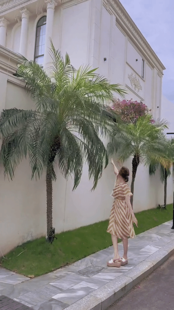 Cưới đại gia ng&agrave;nh kh&aacute;ch sạn, c&ocirc; g&aacute;i đổi đời th&agrave;nh b&agrave; ho&agrave;ng: Được chồng chiều như em b&eacute;, tặng lu&ocirc;n biệt thự 100 tỷ- Ảnh 3.