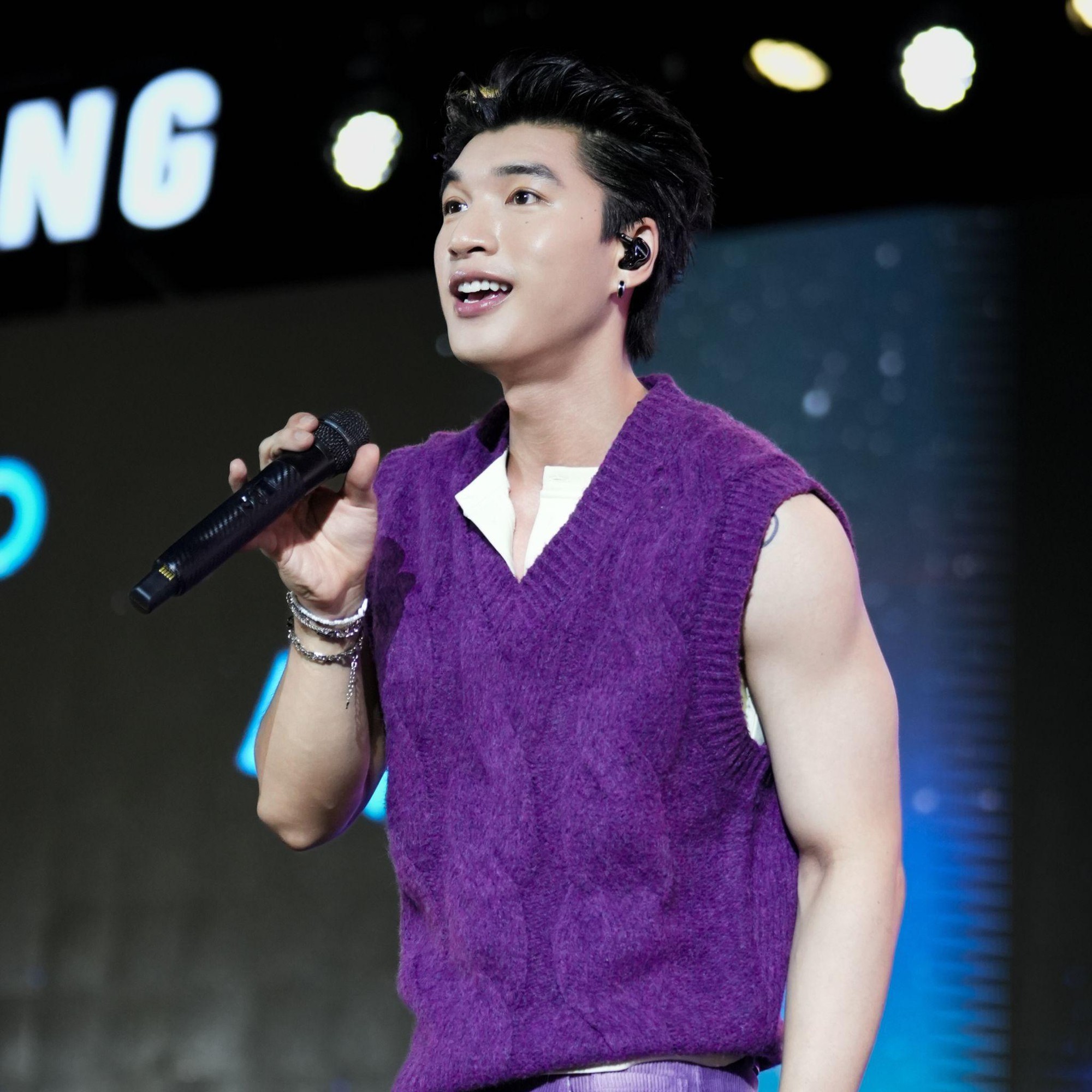 Đ&ecirc;m nhạc Awesome Vibe Station khuấy đảo Gen Z TP.HCM, t&iacute;n đồ Galaxy A57/A37 5G đổ về nườm nượp - Ảnh 5.