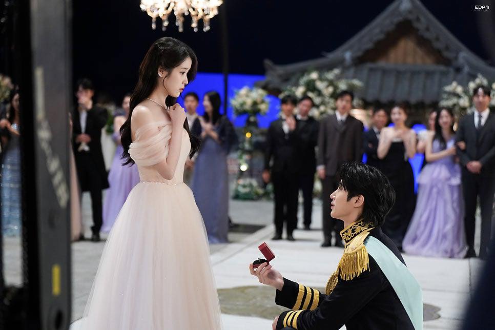 Perfect Crown lập kỷ lục chưa từng c&oacute; cho Disney+, c&aacute;n mốc 2,1 tỷ view c&ugrave;ng loạt th&agrave;nh t&iacute;ch &ldquo;đi&ecirc;n rồ&rdquo;- Ảnh 2.