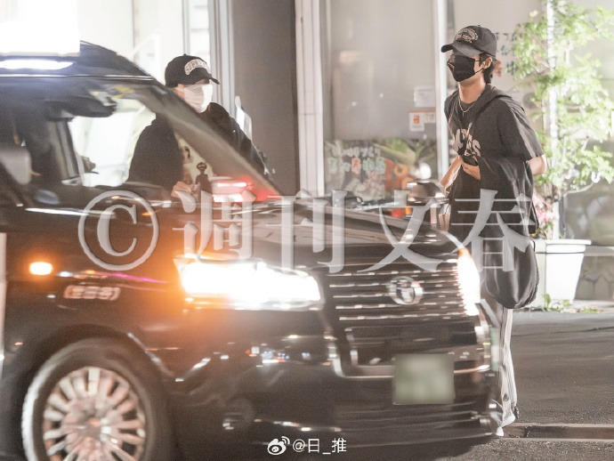 Dispatch Nhật Bản lộ c&aacute;ch theo d&otilde;i khiến h&agrave;ng loạt sao đi&ecirc;u đứng v&igrave; loạt ảnh đời tư bị c&ocirc;ng bố- Ảnh 3.