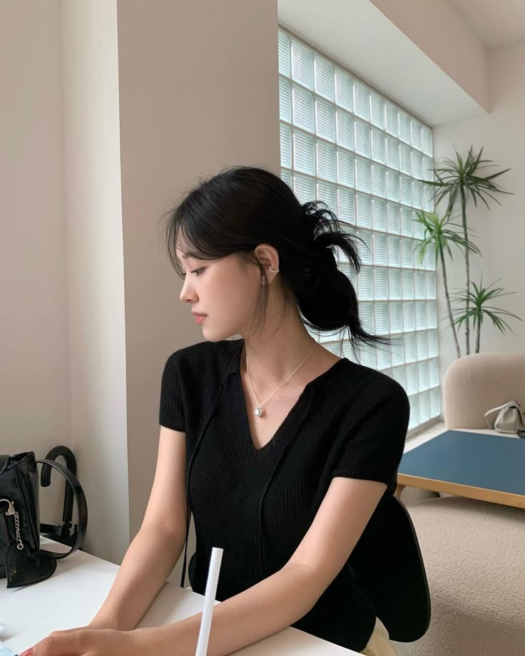 V&igrave; sao thế hệ n&agrave;y kiếm tiền tốt hơn, nhưng lại lo lắng nhiều hơn về t&agrave;i ch&iacute;nh? - Ảnh 2.