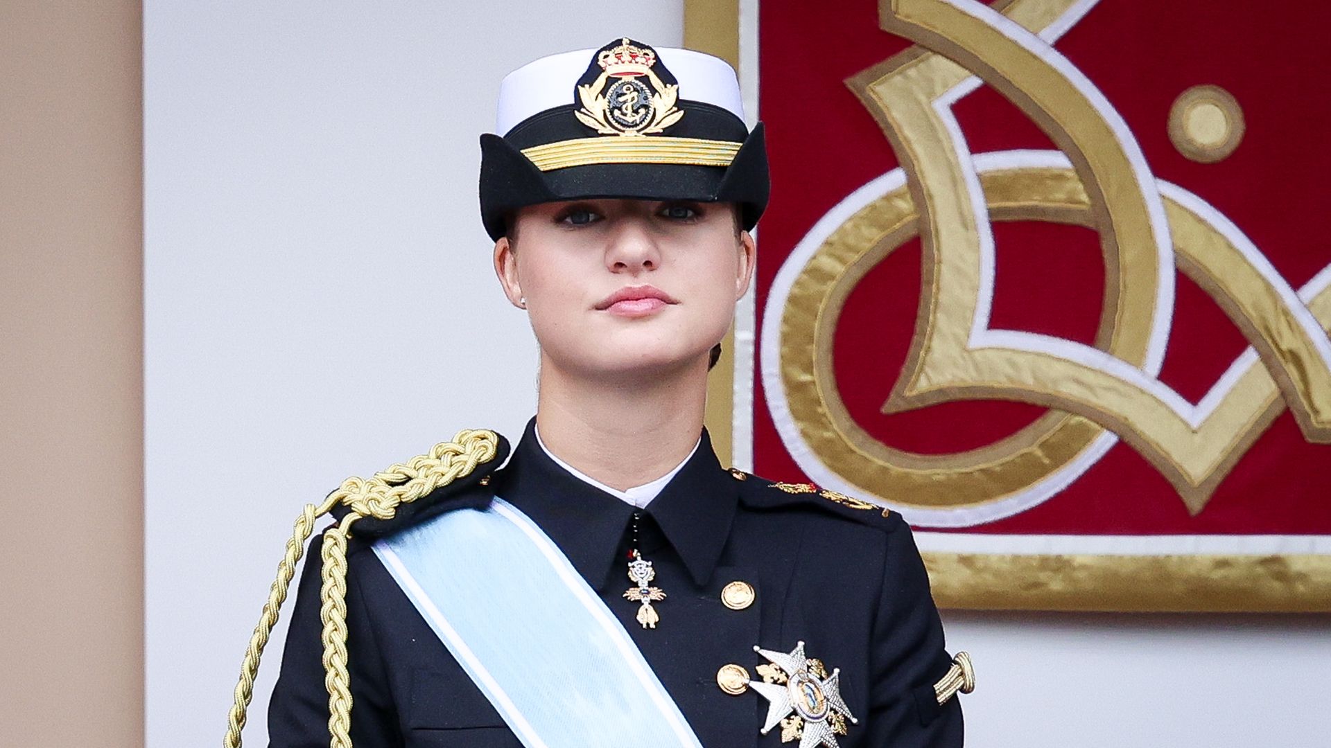 C&ocirc;ng ch&uacute;a Leonor được huấn luyện khắc nghiệt như nam giới: 3 năm lục qu&acirc;n, hải qu&acirc;n, kh&ocirc;ng qu&acirc;n v&agrave; b&agrave;i học "kh&ocirc;ng ai được sinh ra đ&atilde; sẵn s&agrave;ng" - Ảnh 4.