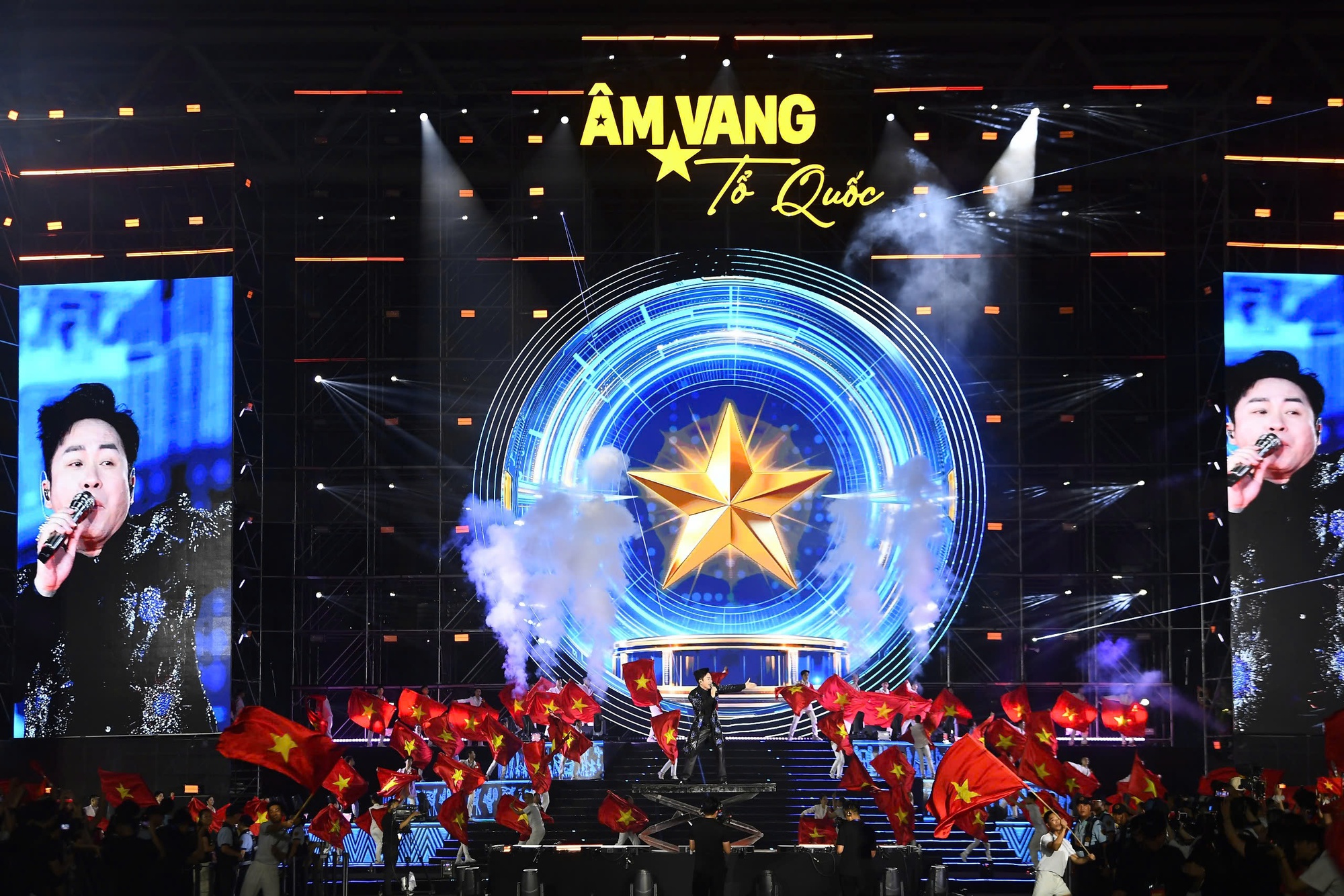 Sẽ xem x&eacute;t, nghi&ecirc;n cứu việc đề xuất ho&aacute;n đổi lịch l&agrave;m việc để nghỉ 4 ng&agrave;y dịp Ng&agrave;y Văn h&oacute;a Việt Nam - Ảnh 1.