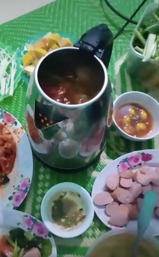 Ai đi kh&aacute;ch sạn dịp lễ 30/4 xin tuyệt đối đừng d&ugrave;ng ấm si&ecirc;u tốc- Ảnh 3.