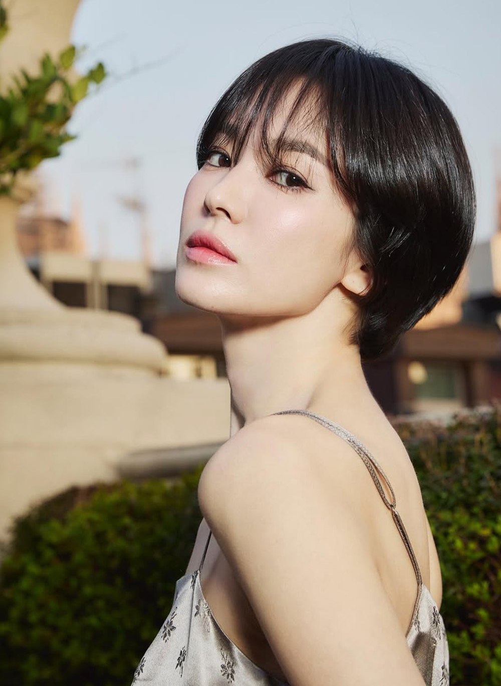 Mỹ nh&acirc;n c&oacute; bờ m&ocirc;i của Song Hye Kyo nhưng cười l&ecirc;n giống Hyeri: Visual vừa đại tr&agrave; vừa độc đ&aacute;o, duy nhất trong showbiz- Ảnh 2.