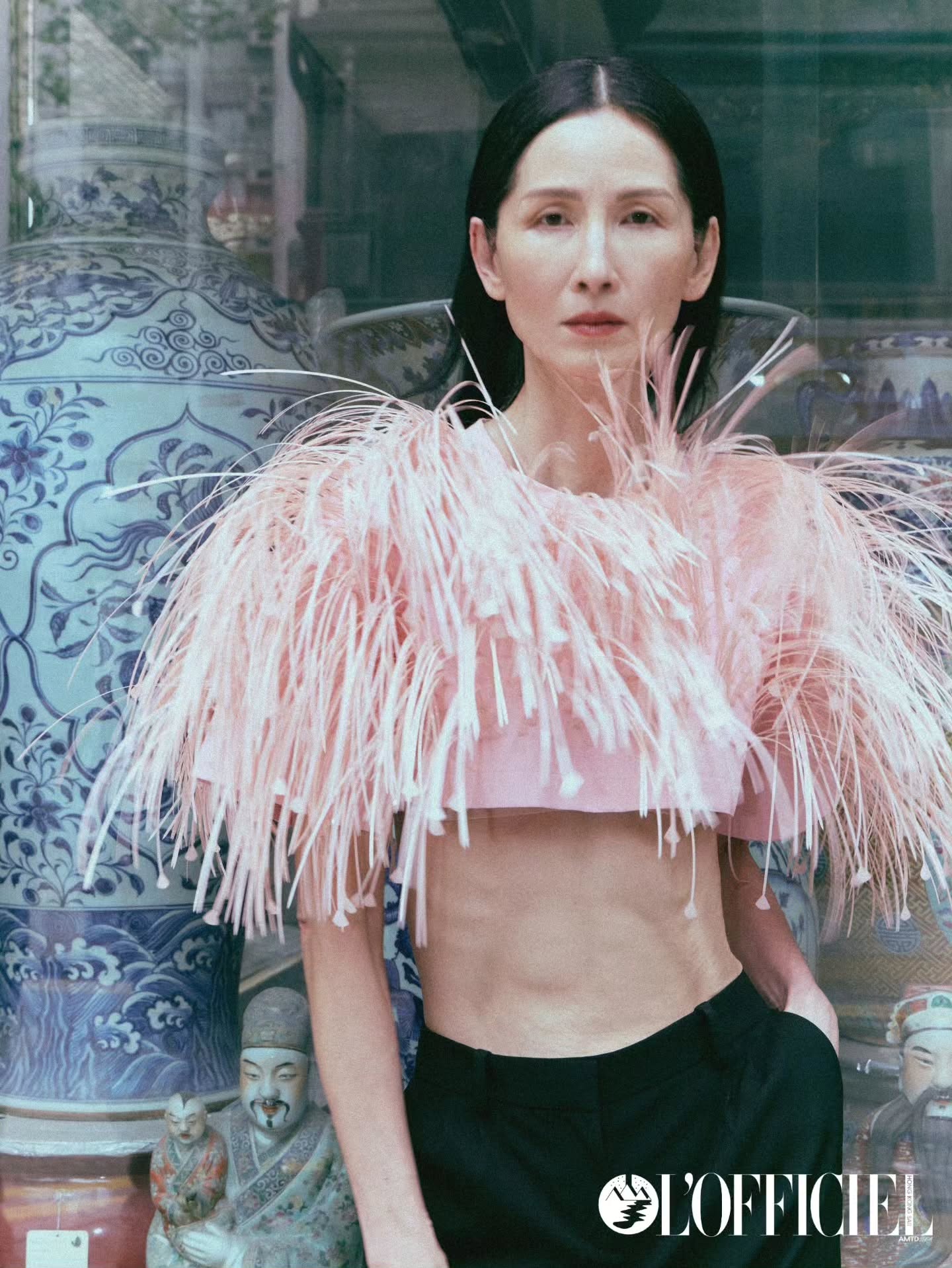 Mẹ 7 con th&agrave;nh người mẫu Chanel ở tuổi 60: H&agrave;nh tr&igrave;nh vươn l&ecirc;n từ tuổi thơ cơ cực- Ảnh 8.