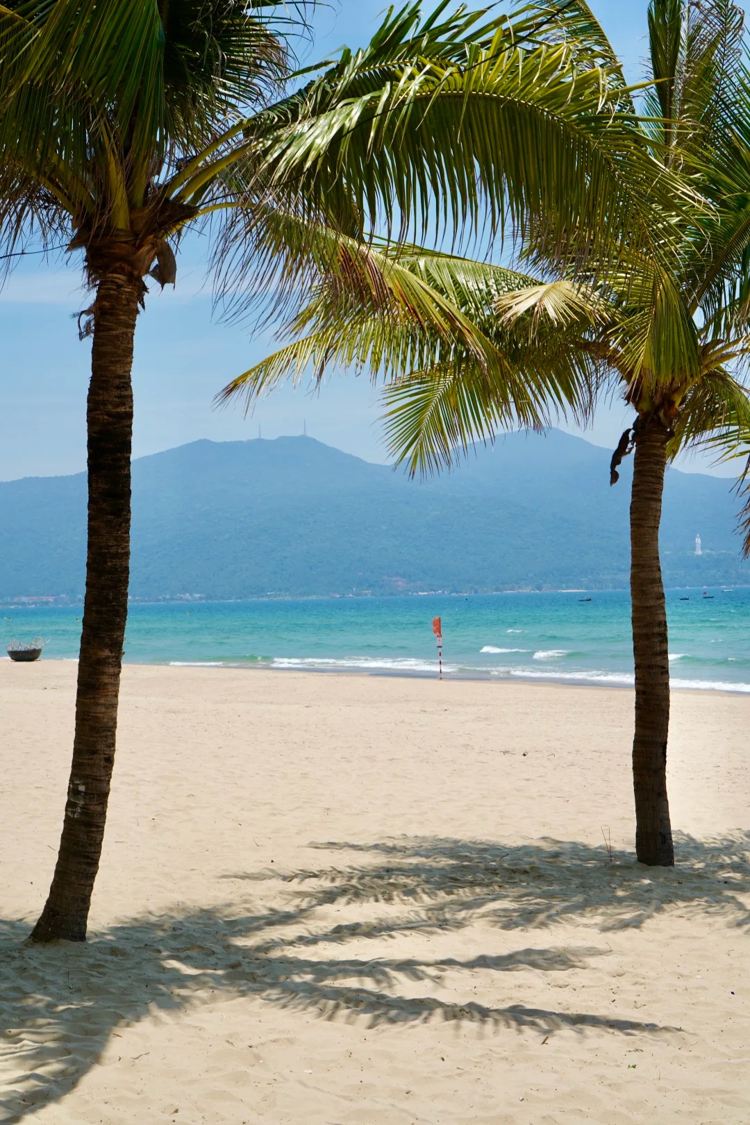 Kh&aacute;ch Trung Quốc m&ecirc; mẩn một th&agrave;nh phố biển ở Việt Nam: "C&oacute; cả l&atilde;ng mạn kiểu Hawaii, c&oacute; cả phố cổ v&agrave; đồ ăn ngon - đi 4 ng&agrave;y m&agrave; chụp ảnh kh&ocirc;ng hết" - Ảnh 16.