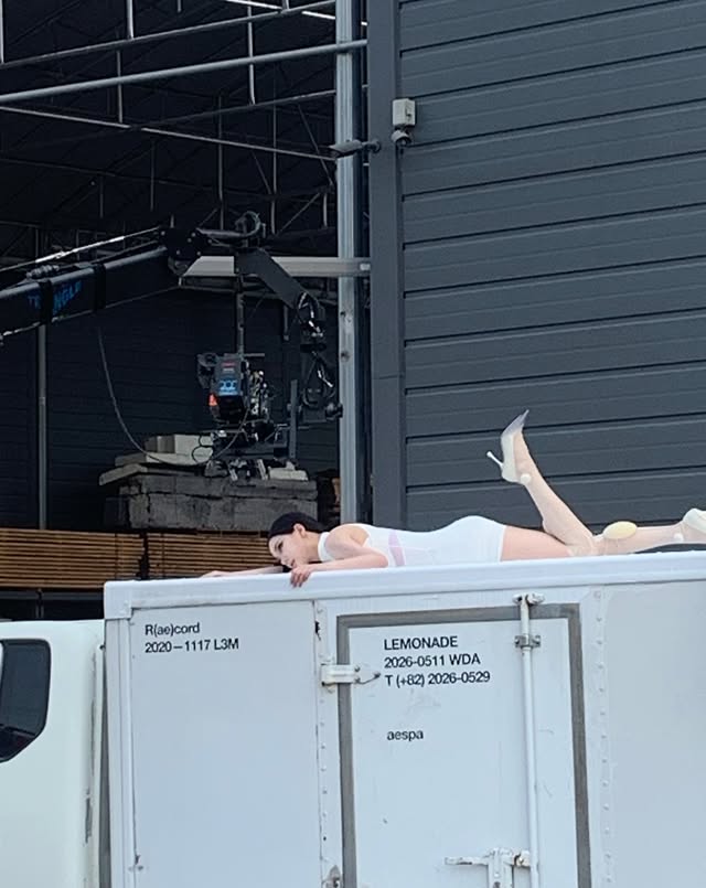 Đ&atilde; t&igrave;m ra "ma nơ canh" sống của Kbiz, "th&aacute;nh body" Lisa giờ chỉ c&ograve;n l&agrave; c&aacute;i t&ecirc;n?- Ảnh 7.