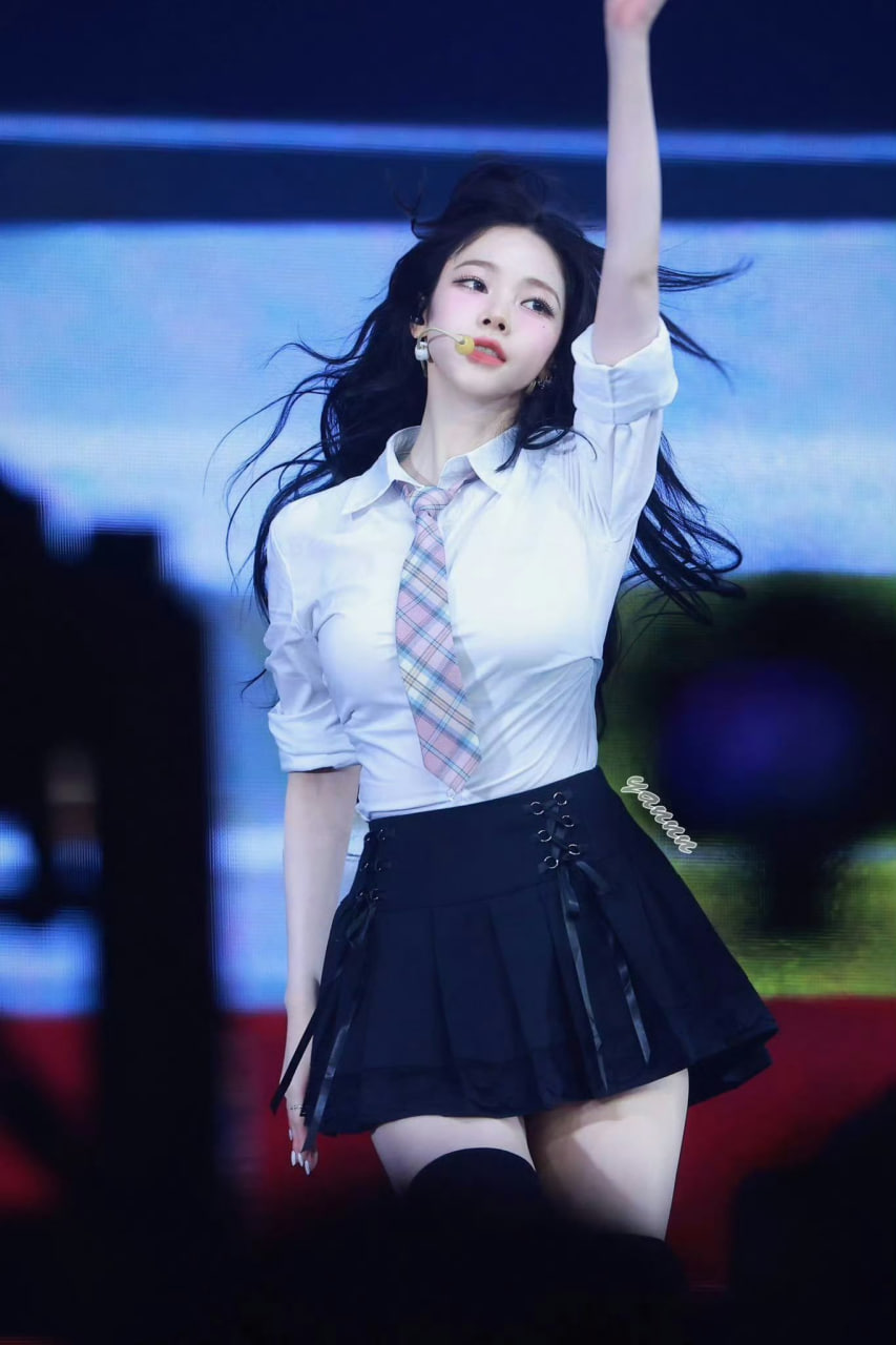 Cả triệu người sững sờ trước nhan sắc đẳng cấp của mỹ nh&acirc;n đẹp hơn tr&iacute; tuệ nh&acirc;n tạo, visual cỡ n&agrave;y bảo sao cứ m&atilde;i hot!- Ảnh 5.