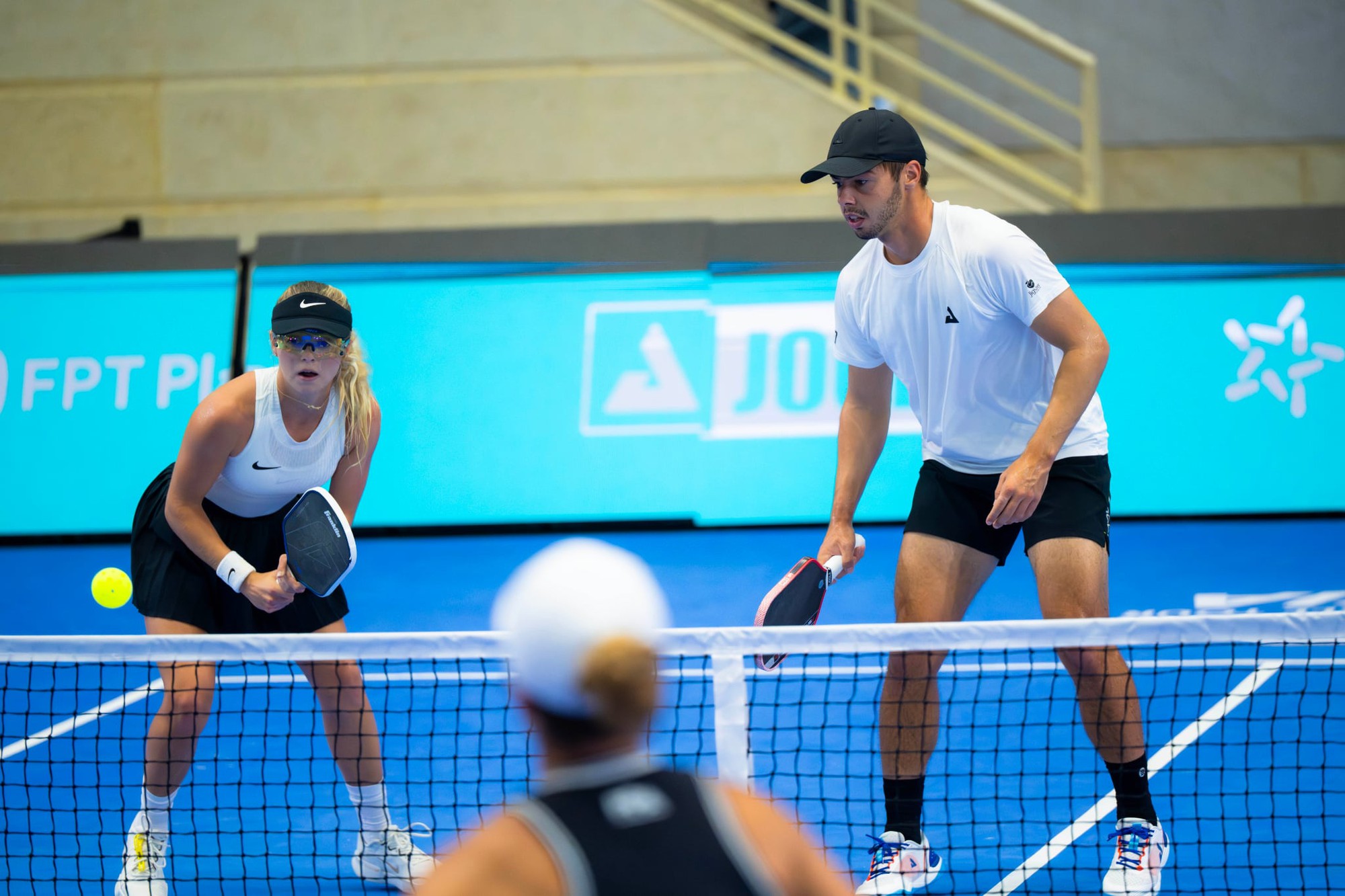 Đẳng cấp thế giới hội tụ: Anna Thu Thuỷ, Ben Johns thắng dễ Parenteau v&agrave; Oncins gi&agrave;nh v&eacute; v&agrave;o b&aacute;n kết PPA Asia 1000 Hanoi Cup- Ảnh 4.