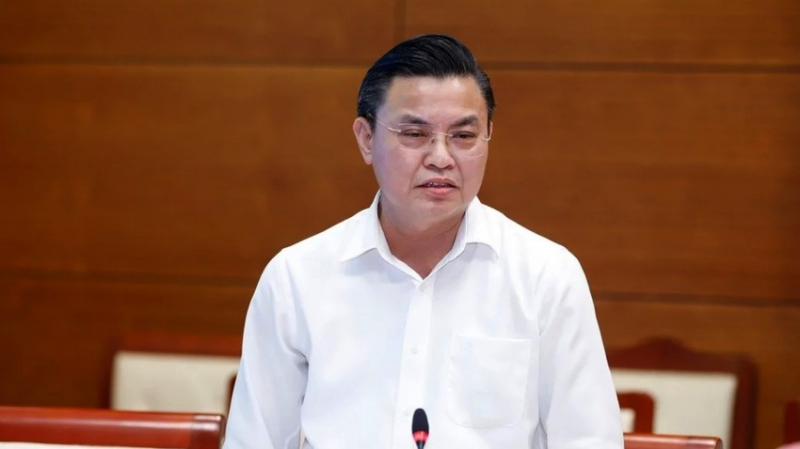 Bộ C&ocirc;ng an: Cục trưởng Cục M&ocirc;i trường Ho&agrave;ng Văn Thức bị khởi tố về 2 tội danh- Ảnh 1.