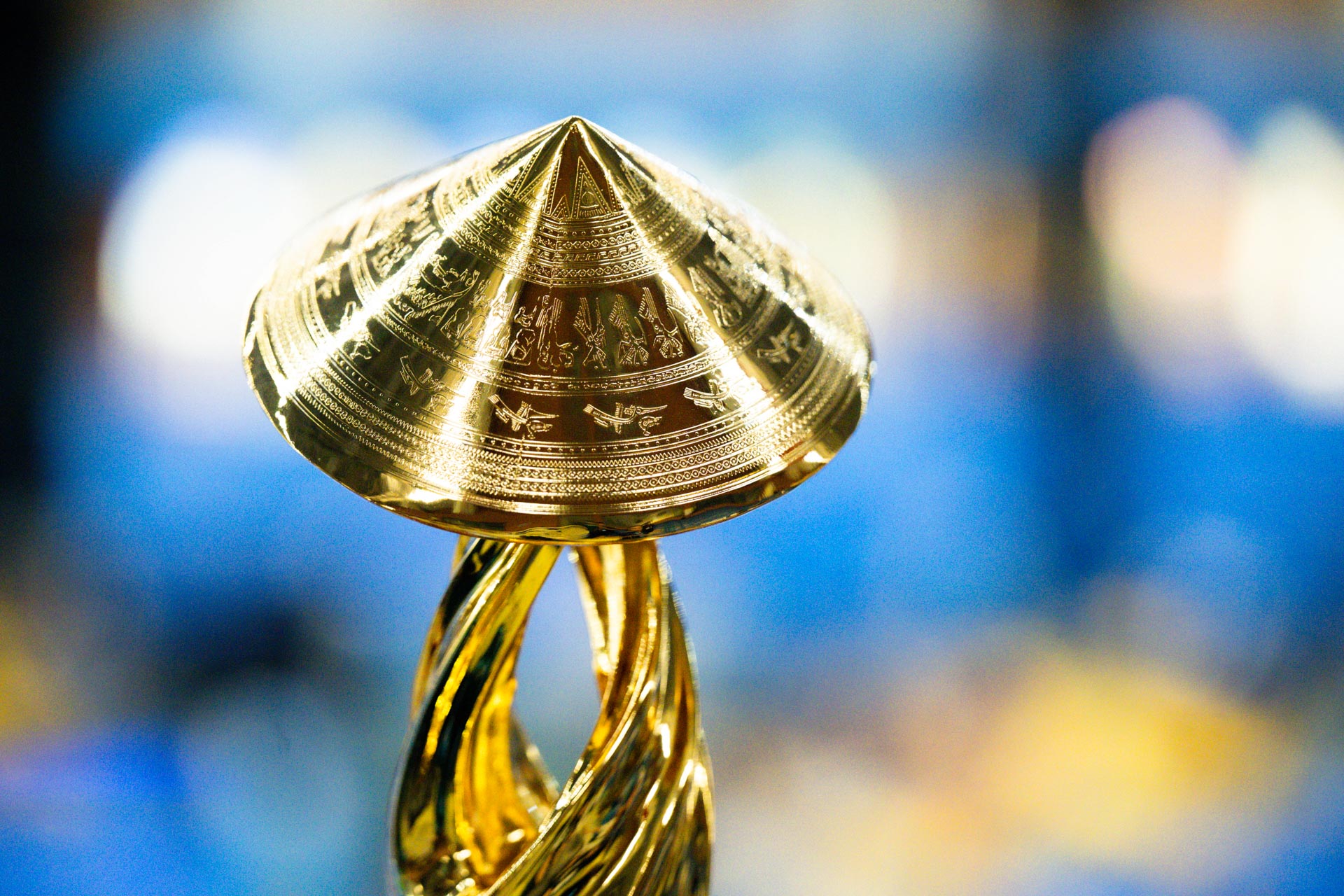 Cận cảnh chiếc cup v&agrave;ng danh gi&aacute; của PPA Asia 1000 - MB Hanoi Cup 2026!- Ảnh 2.