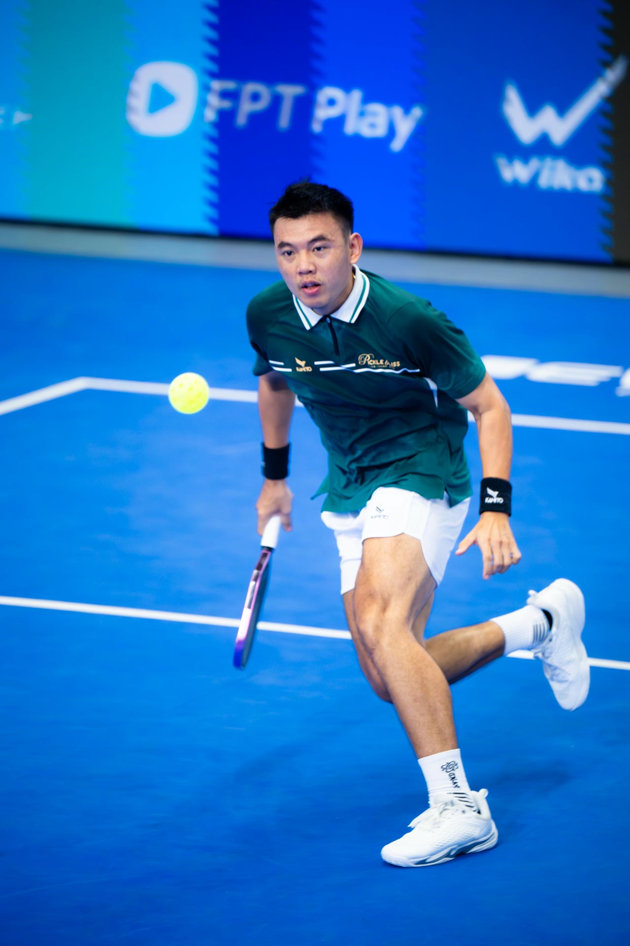 L&yacute; Ho&agrave;ng Nam tiếp tục thể hiện đẳng cấp "out tr&igrave;nh", thắng &aacute;p đảo đối thủ để gi&agrave;nh v&eacute; v&agrave;o B&aacute;n kết đơn nam PPA Asia 1000!- Ảnh 2.